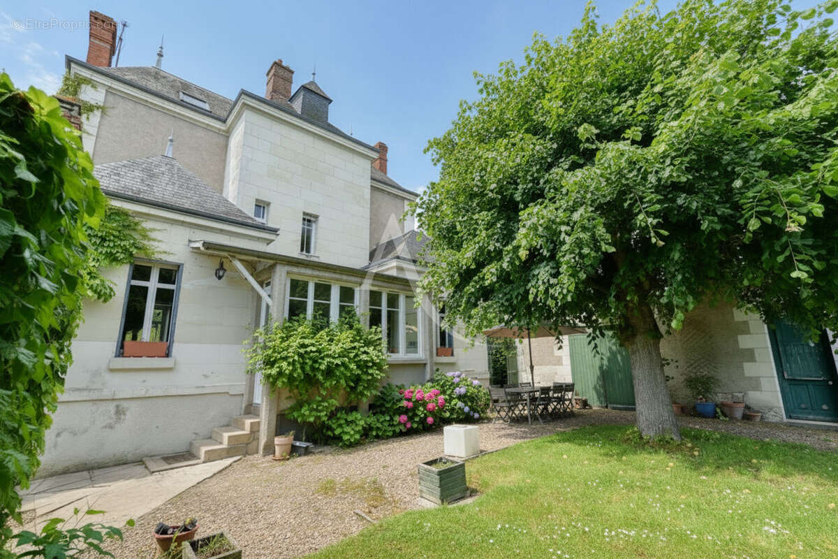 Maison à NOYERS-SUR-CHER