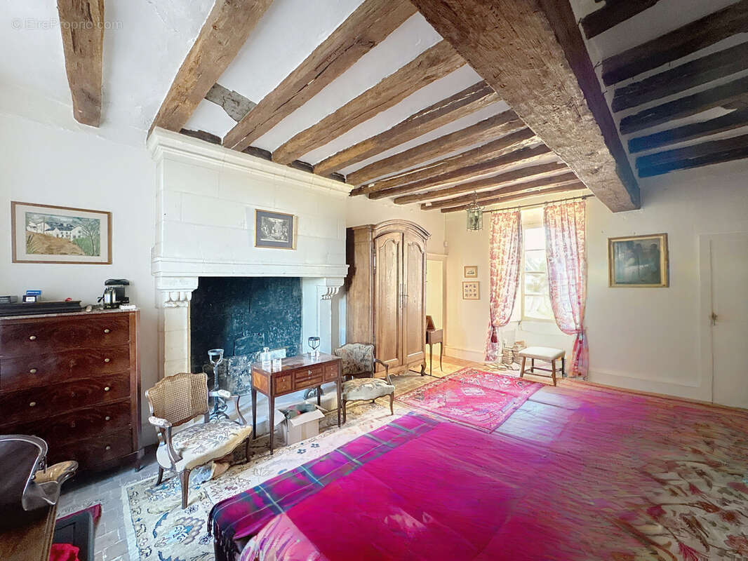 Maison à FONTEVRAUD-L'ABBAYE