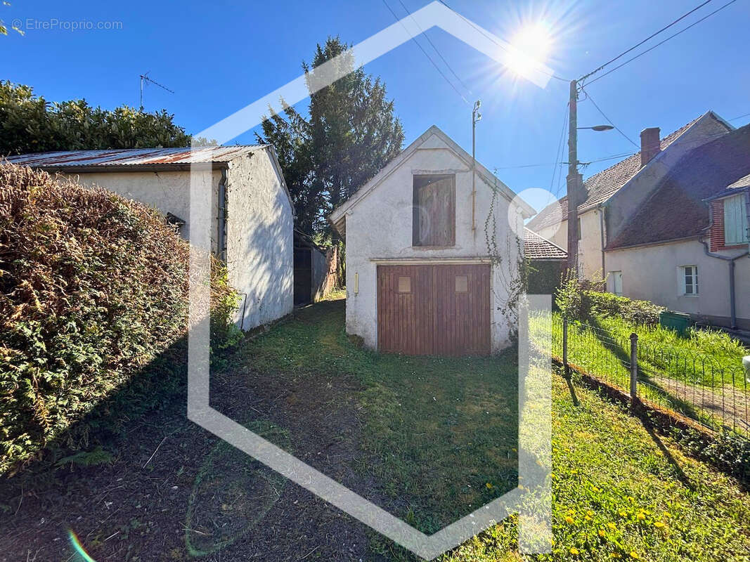 Maison à COSNE-COURS-SUR-LOIRE