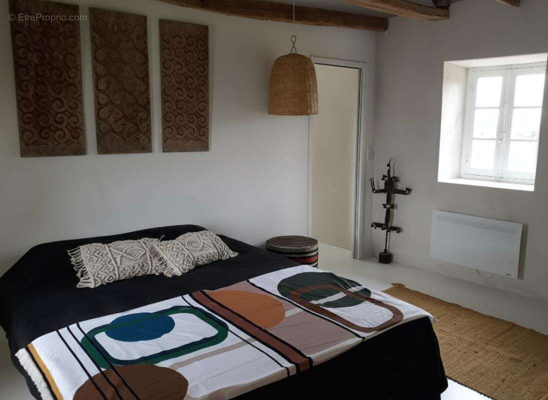 Maison à MARCILLAC-SAINT-QUENTIN