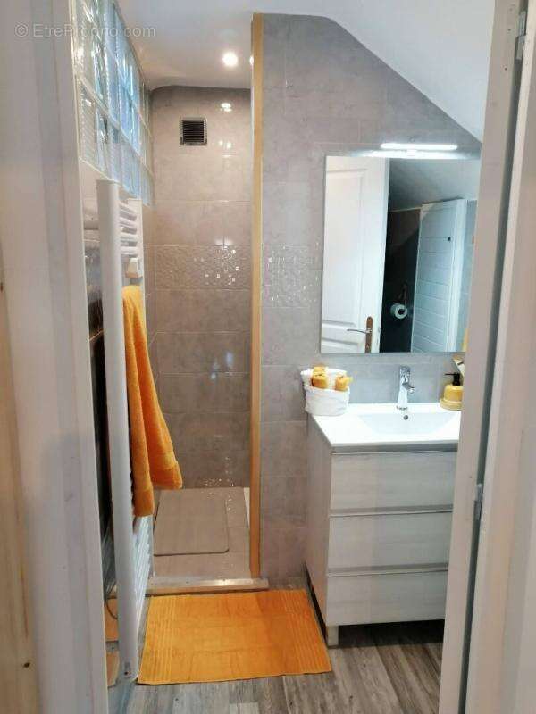 Maison à MOULEYDIER