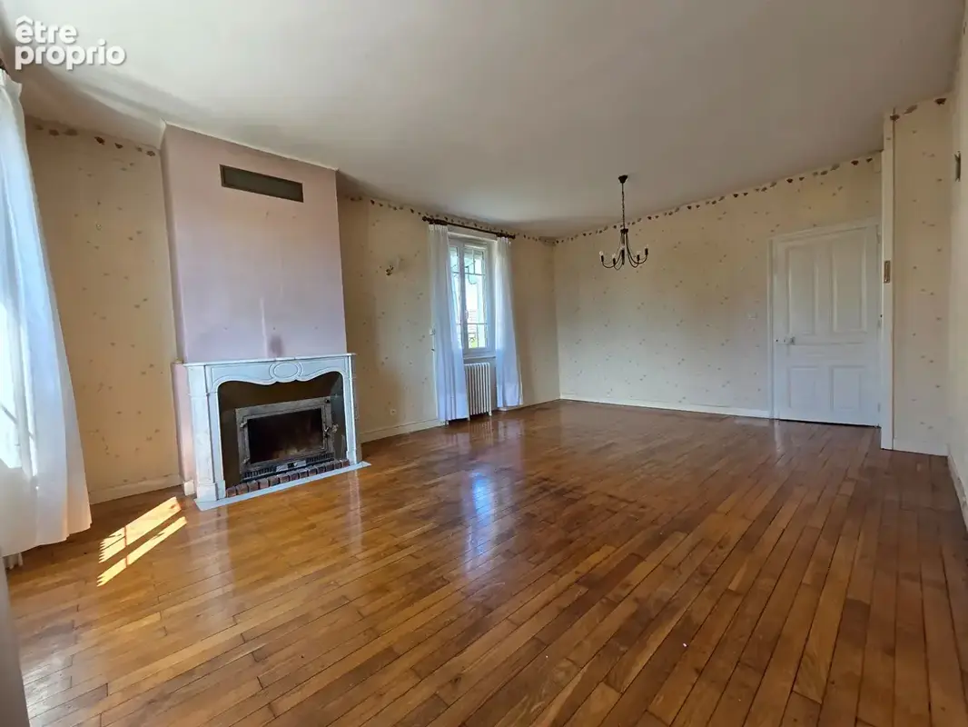 Maison individuelle, 3 chambres, centre de Bletterans - photo 4
