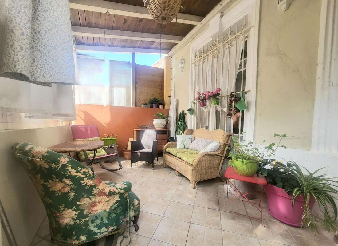 Maison à LIGNAN-SUR-ORB