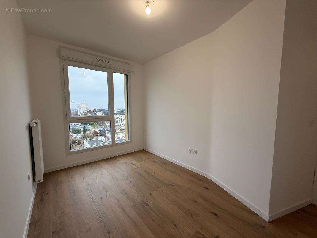 Appartement à BOISSY-SAINT-LEGER