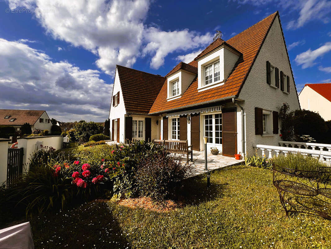 Maison à ORRY-LA-VILLE