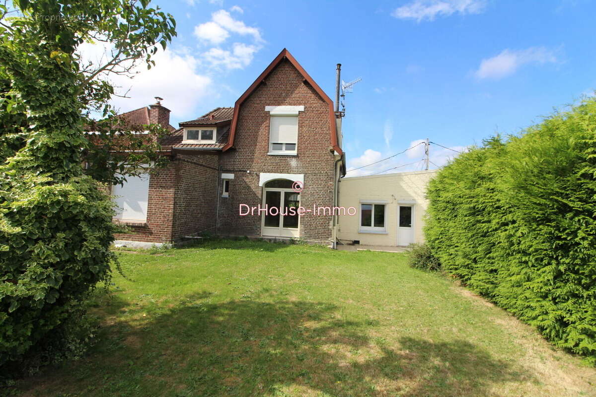 Maison à BRUAY-LA-BUISSIERE