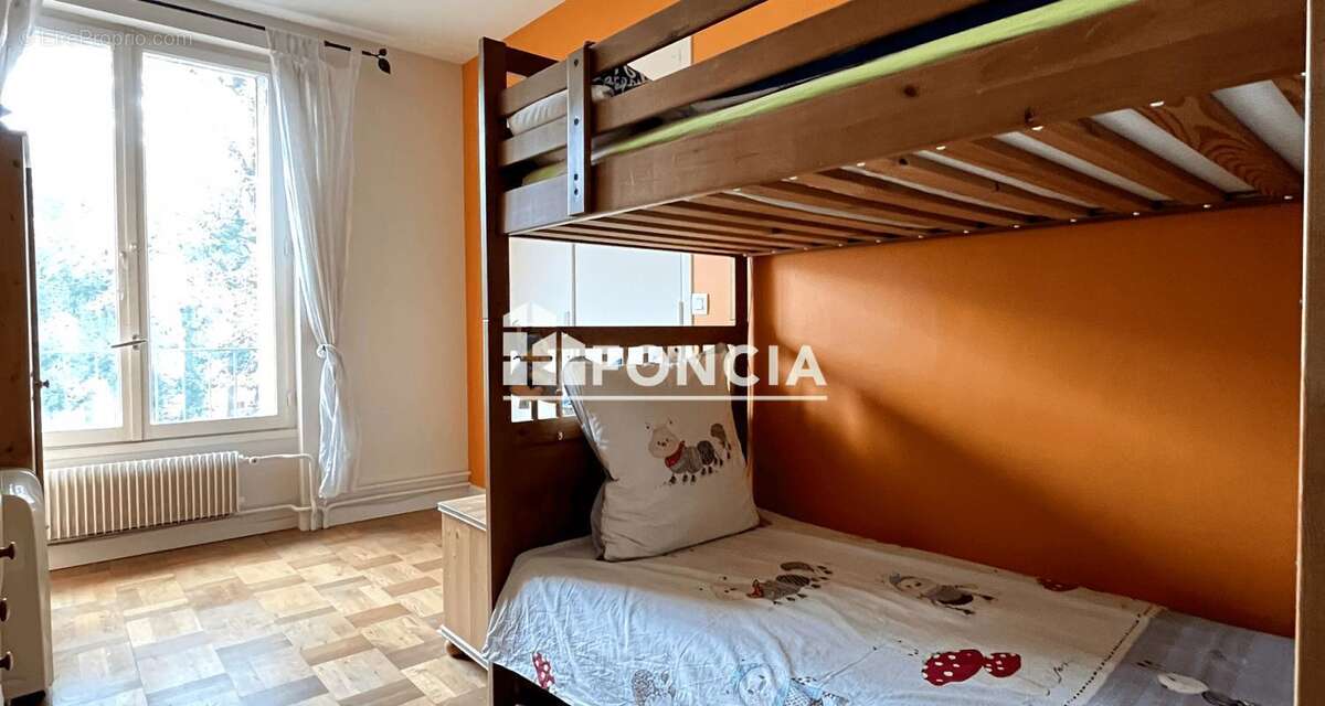 Appartement à RUEIL-MALMAISON