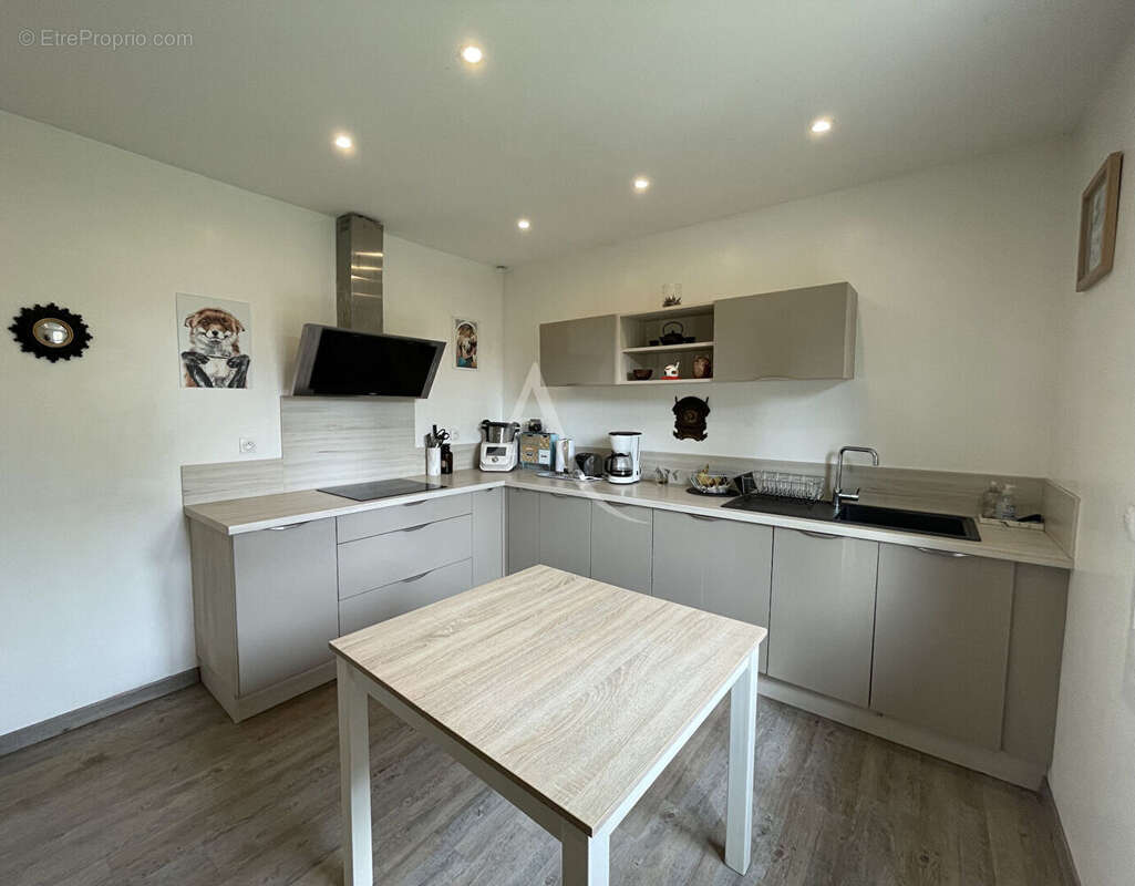 Maison à VILLENEUVE-DE-MARSAN