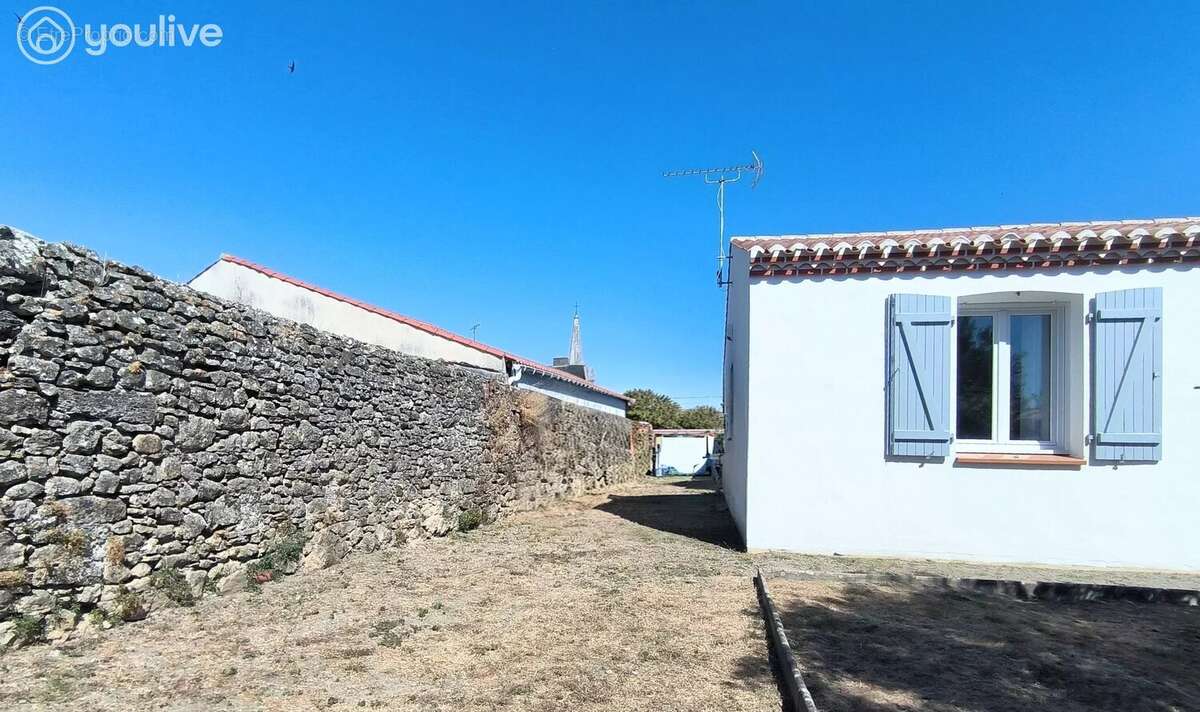 Maison à BOUIN