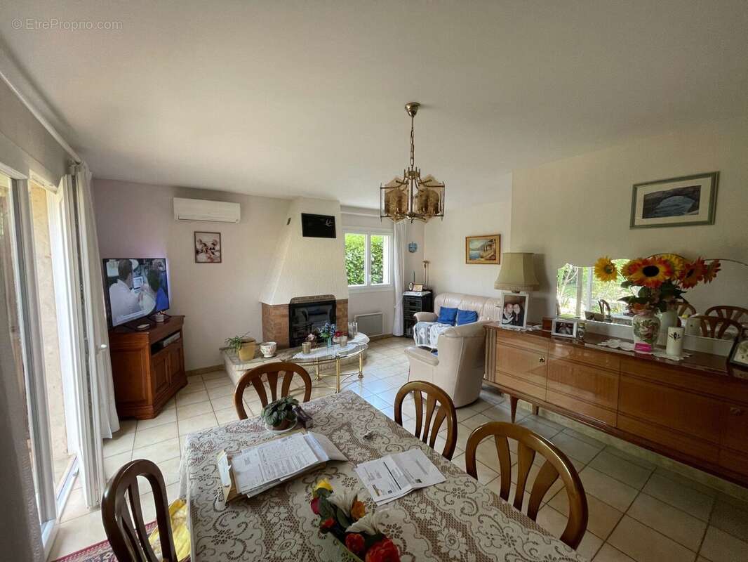 Maison à ROMANS-SUR-ISERE