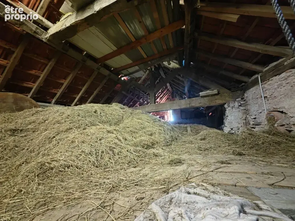 Maison avec piscine chauffée - grange - terrain - photo 12