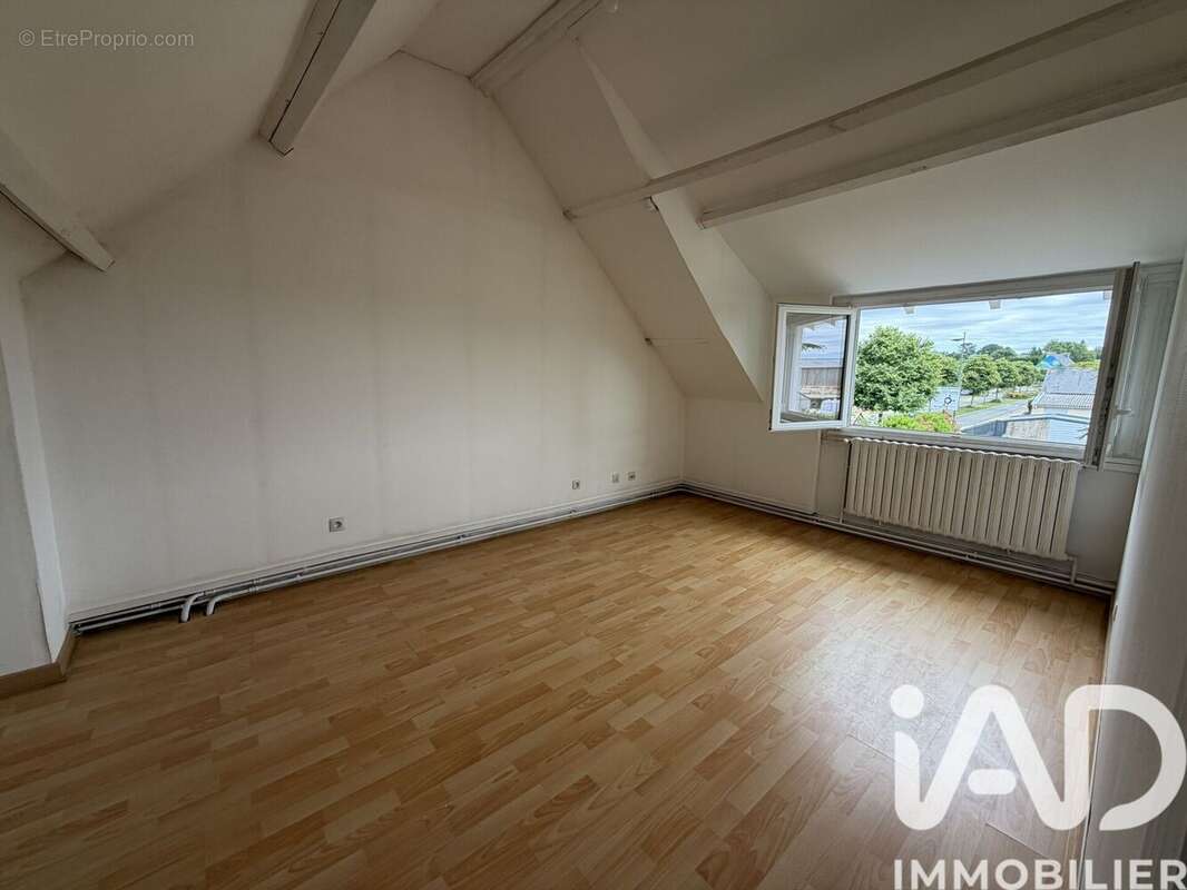 Maison 65 m² à Plounevez-Moedec  - photo 8