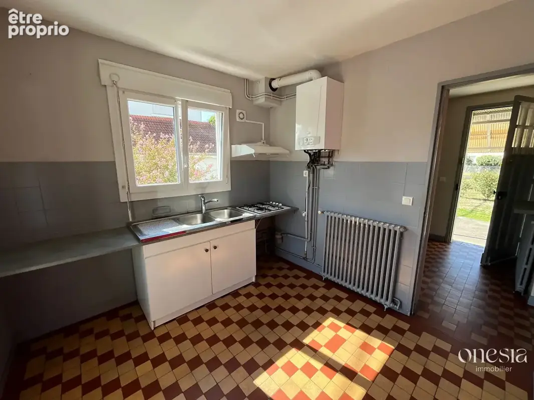 Maison 4 pièces 76 m² à vendre à Oloron-Sainte-Marie (64400) - photo 3