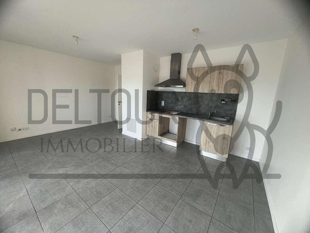 Appartement à COULOMMIERS