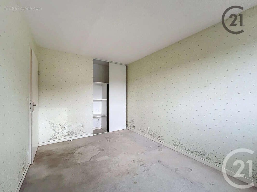 Appartement à VILLENEUVE-SUR-YONNE