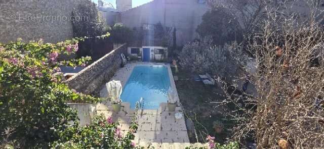 Maison à MOUSSAN