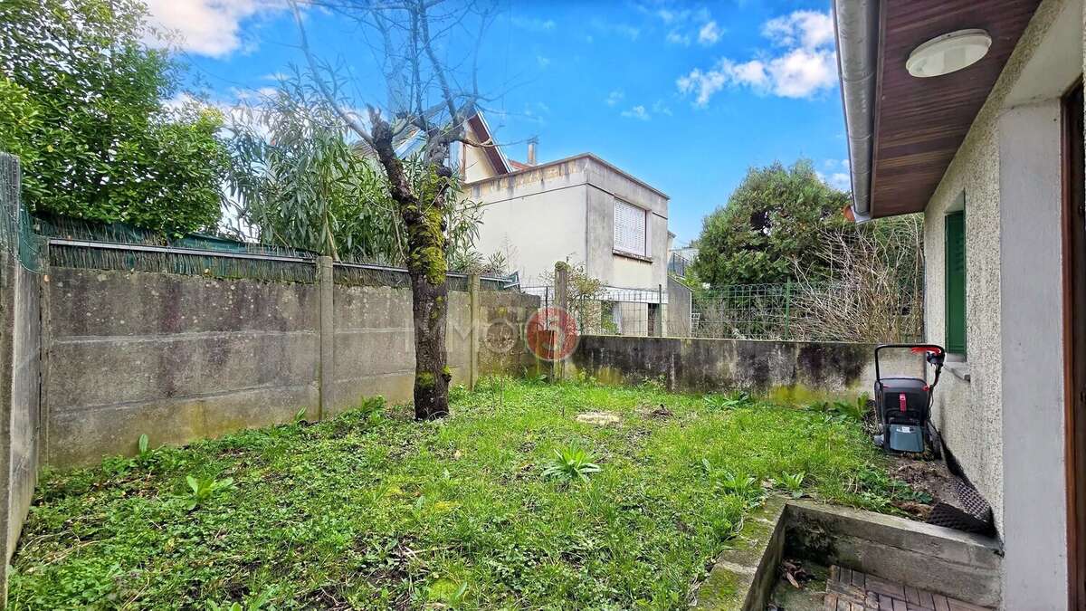 Maison à LES PAVILLONS-SOUS-BOIS
