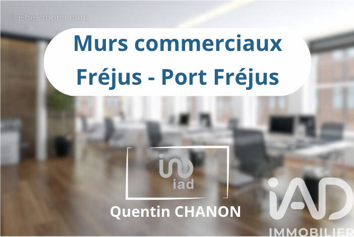 Photo 1 - Commerce à FREJUS