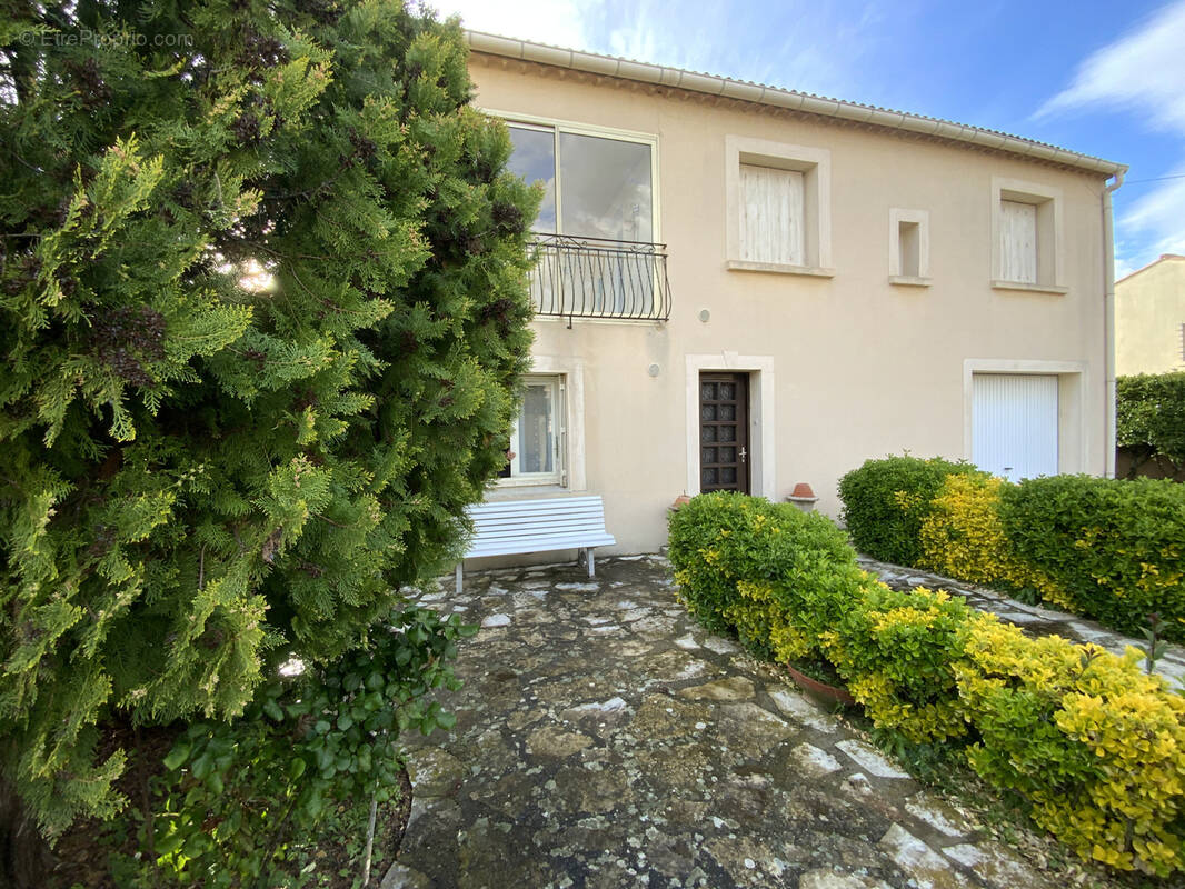 Maison à UZES