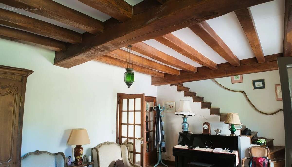 Maison à CLAIREFONTAINE-EN-YVELINES