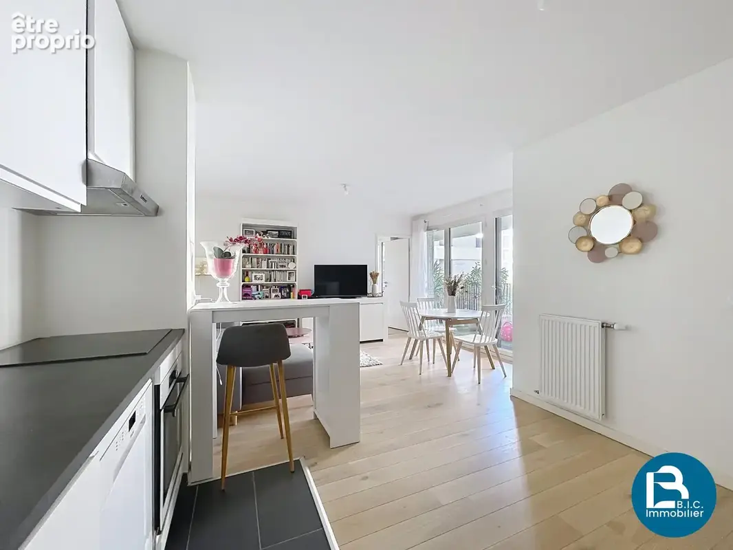 Appartement 4 pièces 73 m² à vendre à Lyon-7e (69007) - photo 3