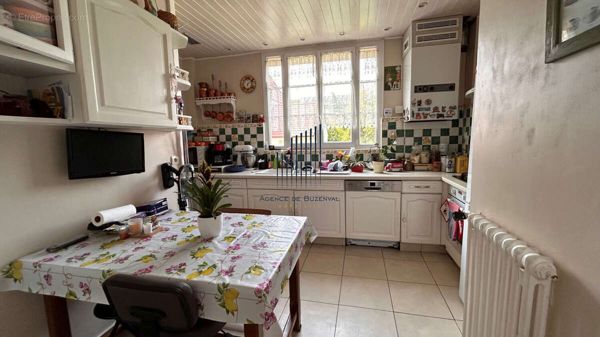 Appartement à RUEIL-MALMAISON
