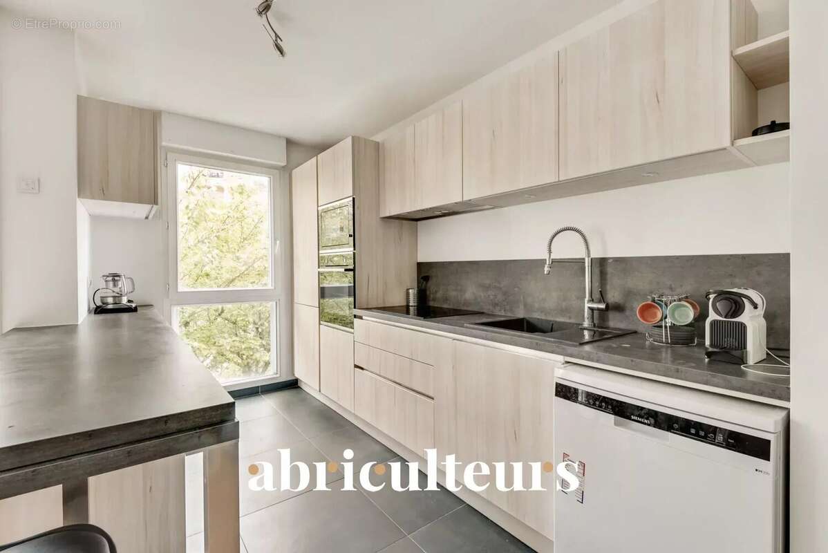 Appartement à ISSY-LES-MOULINEAUX