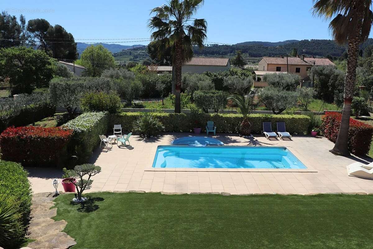 Maison à LA CADIERE-D'AZUR