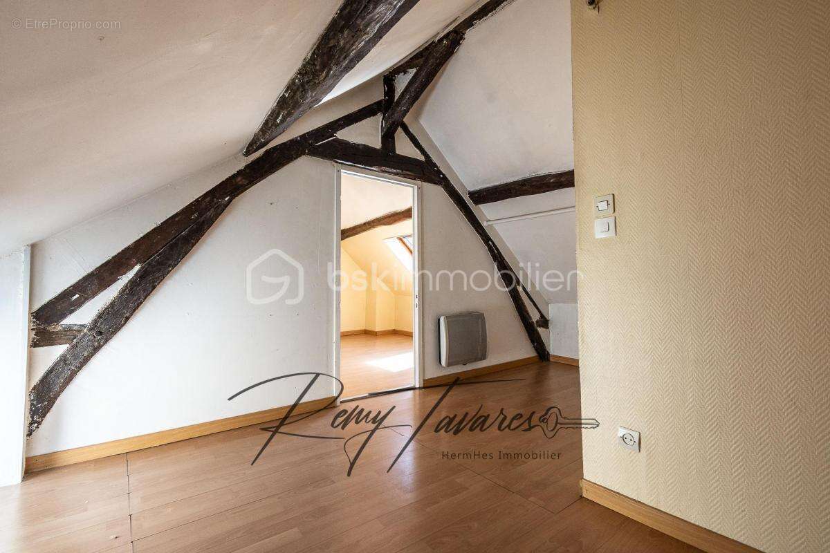 Petite Maison, Prix Bas, Incroyable Rendement locatif ! - photo 8