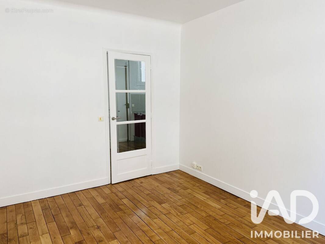 Photo 1 - Appartement à MONTROUGE
