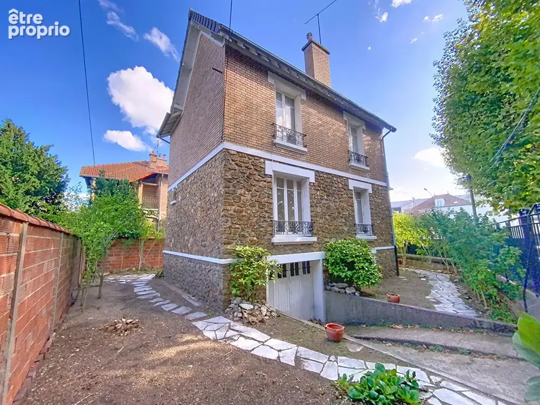 Photo Maison à Saint-Maur-Des-Fosses au prix de 839 000€