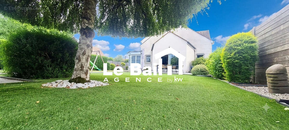 Maison 180 m² à Osny  - photo 3