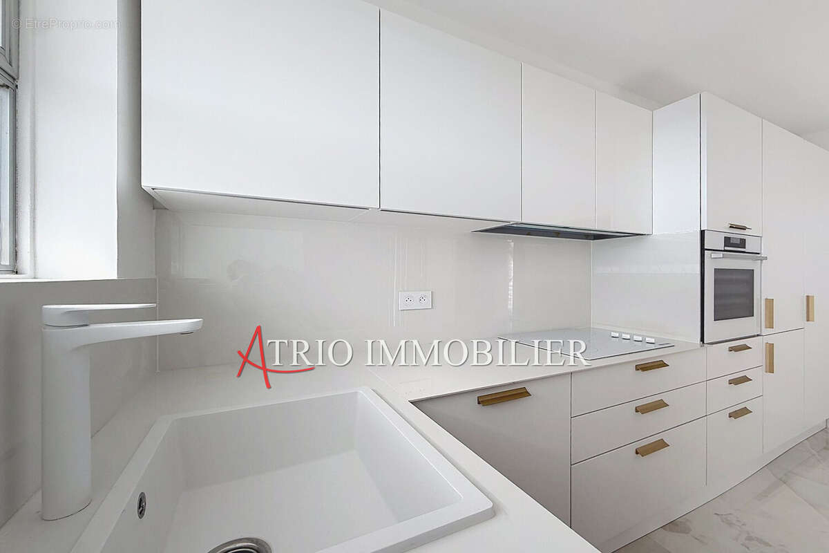 Appartement à VILLENEUVE-LOUBET