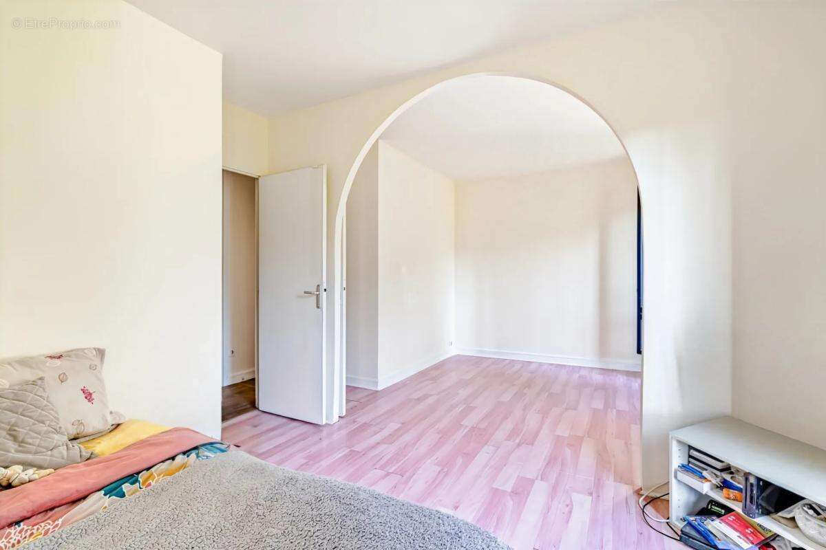 Appartement à BOUSSY-SAINT-ANTOINE