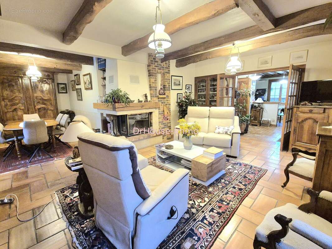 Maison à SENNECEY-LE-GRAND