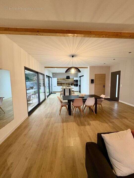 Maison à ROCHEFORT-DU-GARD