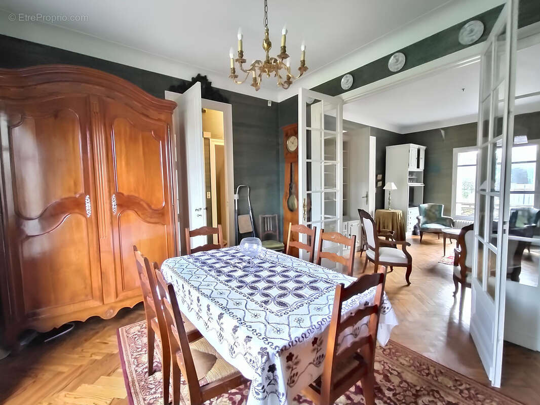 BORDEAUX CAUDÉRAN  Maison en pierre aux Volumes Généreux - photo 13