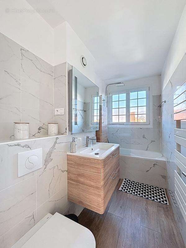 Maison à CROISSY-SUR-SEINE