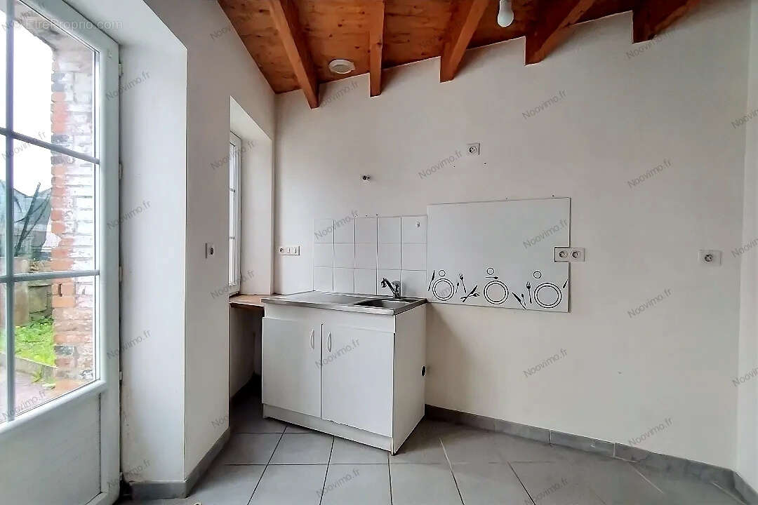 Maison à LEGE