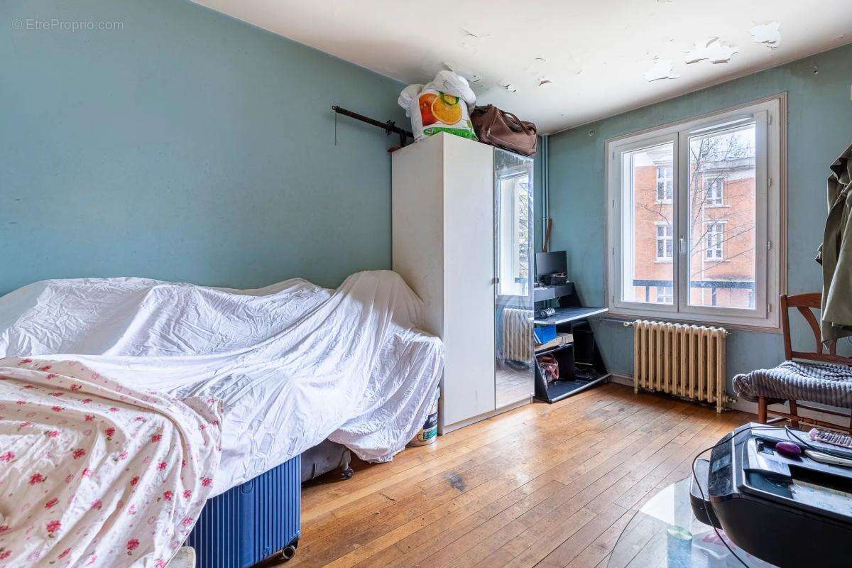 Appartement à PARIS-20E