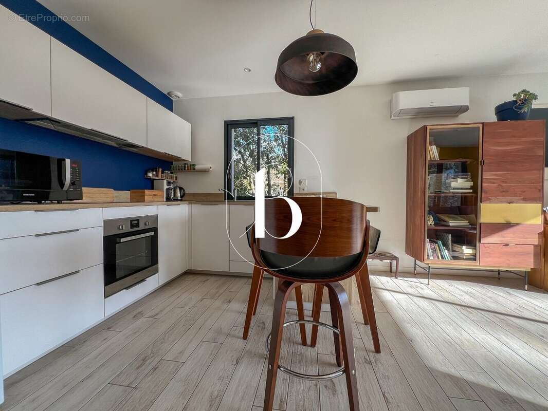 Maison à SAINT-ALBAN-AURIOLLES