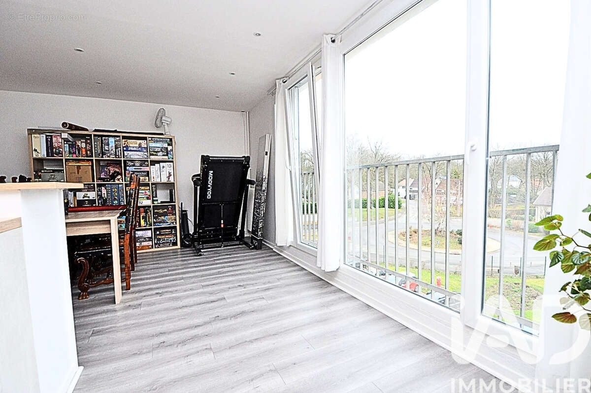Photo 2 - Appartement à BRUYERES-LE-CHATEL