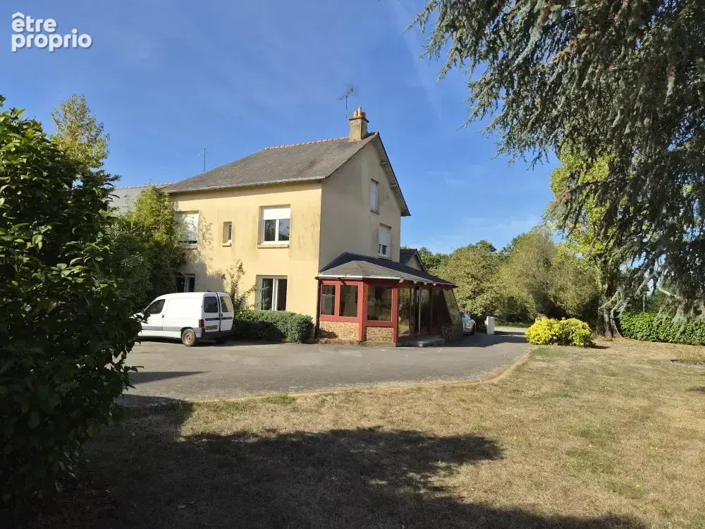 Maison à VERN-SUR-SEICHE