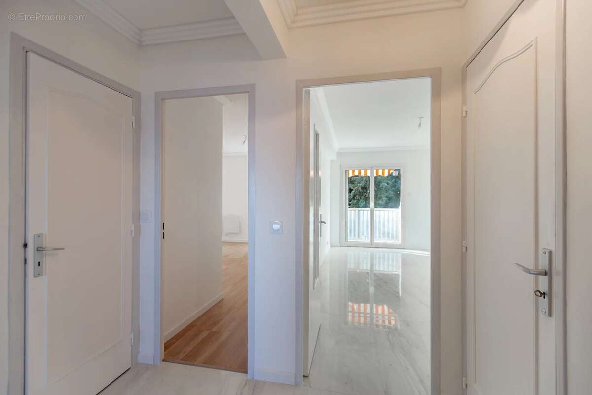 Appartement à CAP-D'AIL