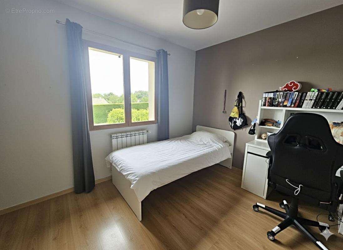 Maison à LASSERRE