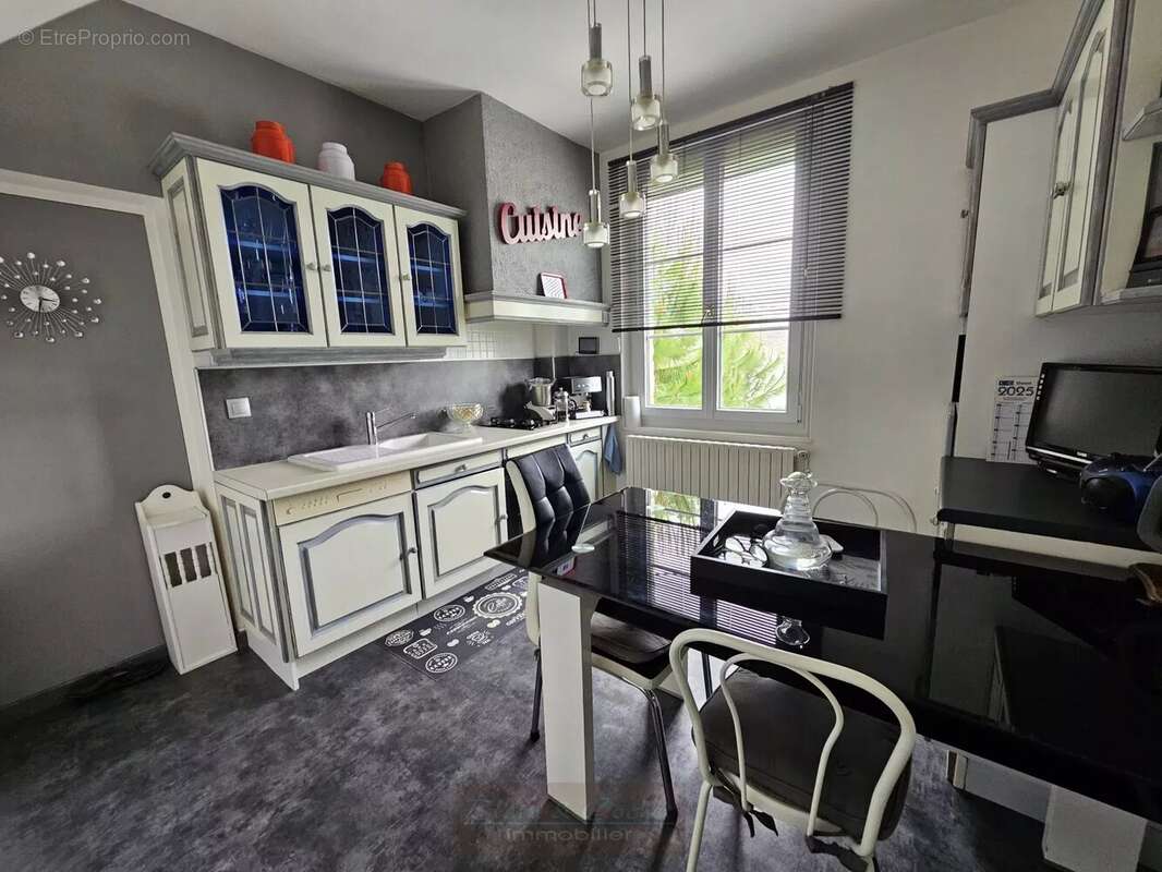 Maison à CHALETTE-SUR-LOING