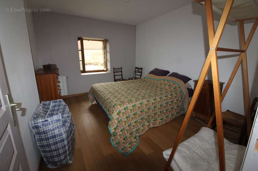 Maison à BRINON-SUR-BEUVRON