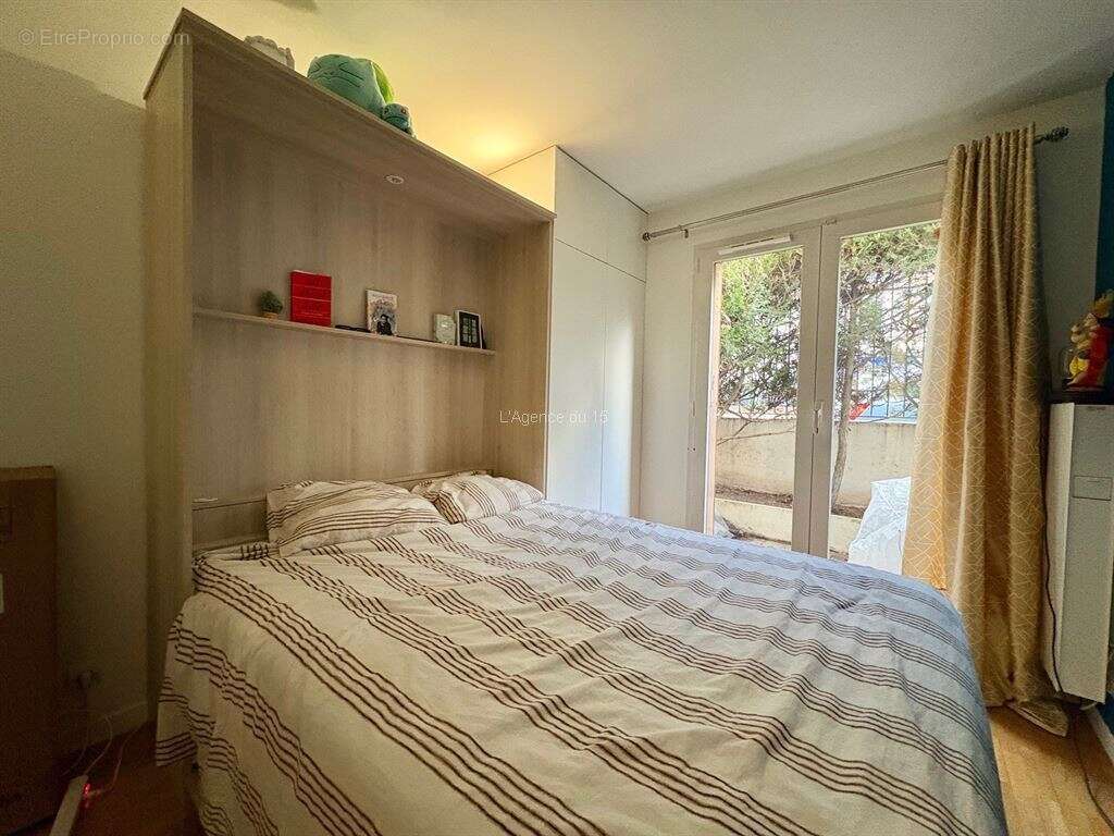 Appartement à ISSY-LES-MOULINEAUX