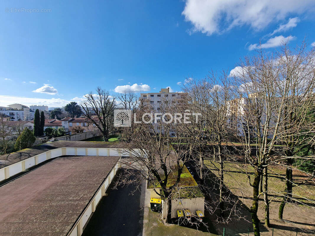 Appartement à CALUIRE-ET-CUIRE