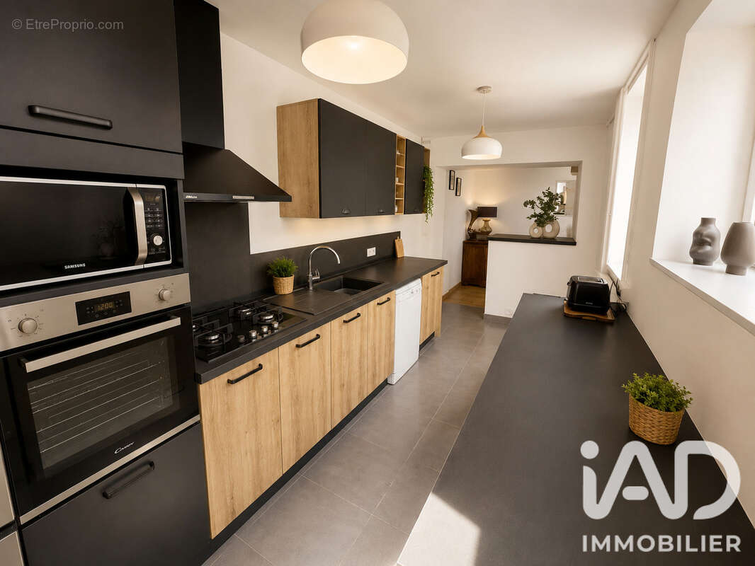 Maison 138 m² à Saint-Nazaire  - photo 3